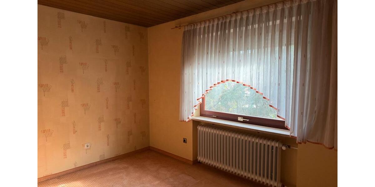 Erdgeschoßwohnung Fürth Eigenes Heim - 5 Zimmer, 250 m&sup2;, 1.700&euro; | Angebot:25126681