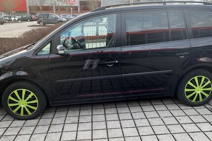 VW Touran 253.000 km 5.000 &euro; München 81249