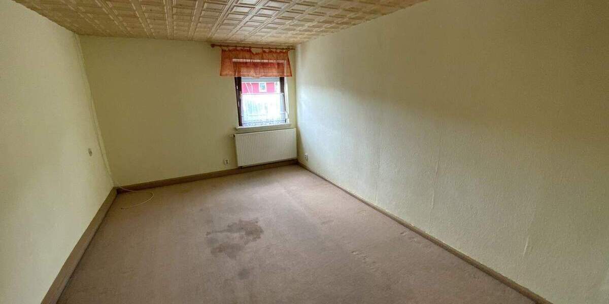 Einfamilienhaus Grabfeld Nordheim - 5 Zimmer, 100 m&sup2;, 85.000&euro; | Angebot:25730490