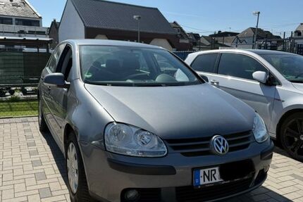 VW Golf 258.000 km 1.690 &euro; Neuwied 56566