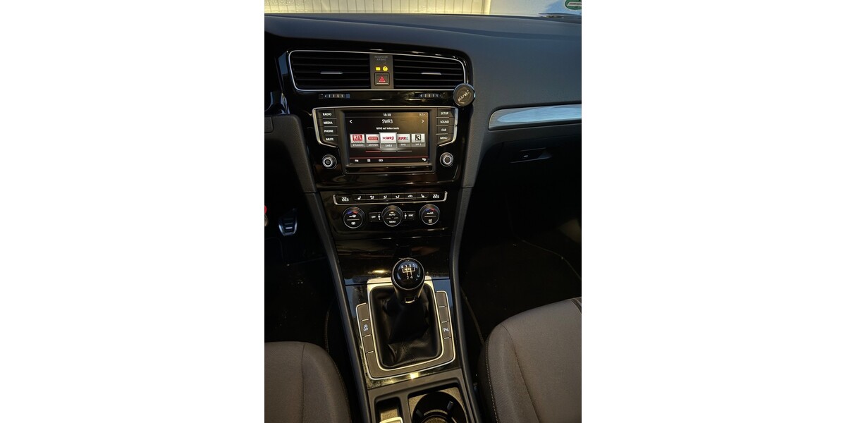 VW GOLF 7 ALLSTAR 157.200 km 9.200 &euro; Bergweiler 54518