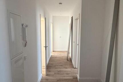 Wohnung Wolmirstedt - 3 Zimmer, 66 m&sup2;, 800&euro; | Angebot:25394594