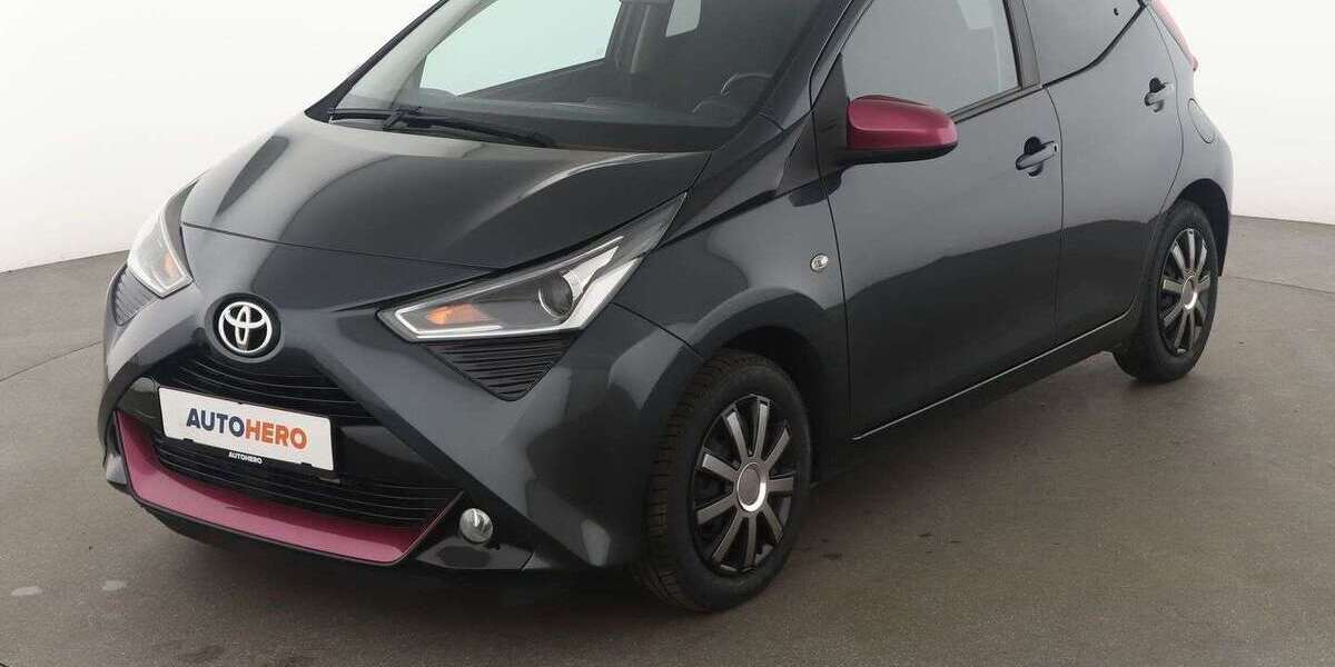 Toyota Aygo 48.097 km 10.990 € Neufahrn 85375