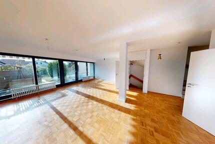 Haus Offenbach an der Queich - 5 Zimmer, 170 m&sup2;, 1.600&euro; | Angebot:24893190