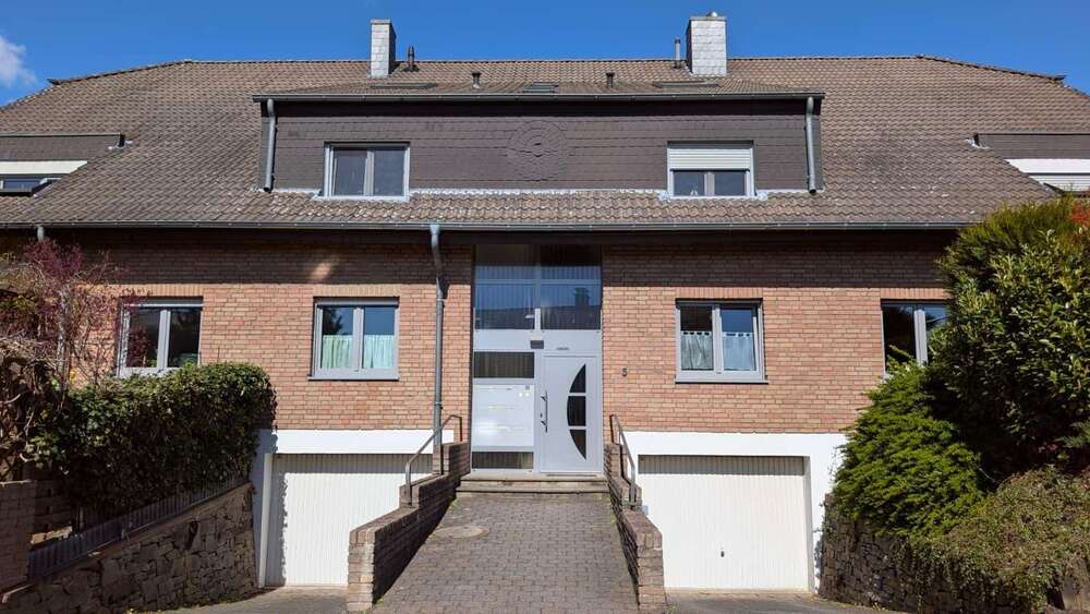 Etagenwohnung Lohmar - 3 Zimmer, 92 m&sup2;, 345.000&euro; | Angebot:26333534