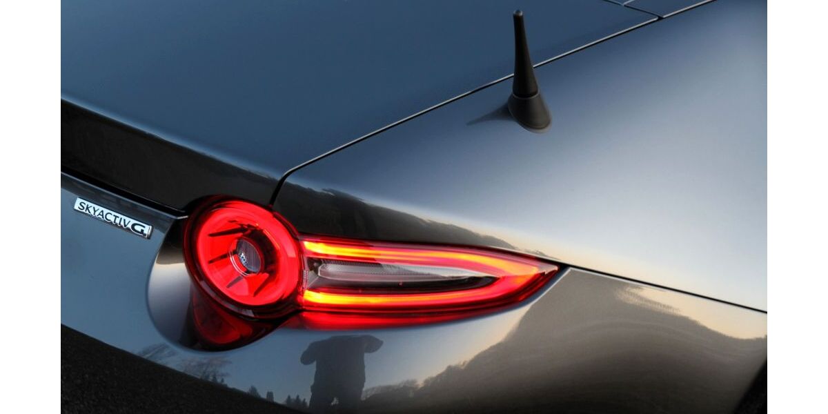 Mazda MX-5 1.760 km 34.490 &euro; Egmating 85658