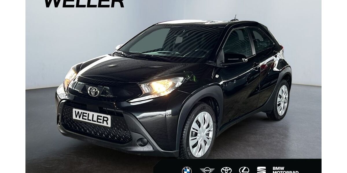 Toyota Aygo (X) 21.596 km 14.990 &euro; Leipzig 04347