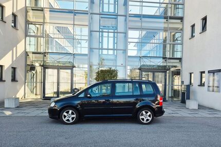 VW Touran 170.000 km 2.800 € Nürnberg 90431