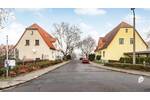 Ihr neues Zuhause: Doppelhaushälfte mit Garten und Platz für die Familie in Leuna 4 zimmer
