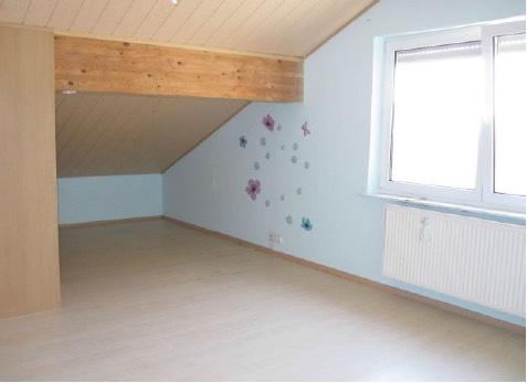 Etagenwohnung Herrstein - 4 Zimmer, 140 m&sup2;, 1.050&euro; | Angebot:26387171