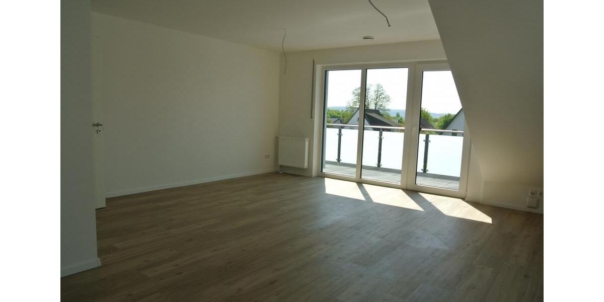Dachgeschoßwohnung Bielefeld Jöllenbeck - 2 Zimmer, 61 m&sup2;, 695&euro; | Angebot:26252923