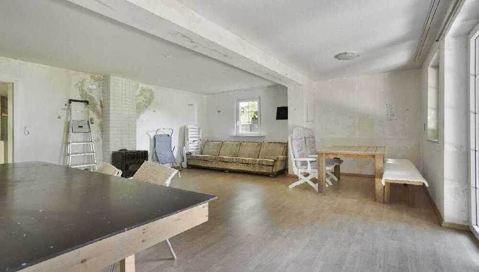 Zweifamilienhaus und Bungalow auf 2.412m² Traumgrundstück in Ratingen