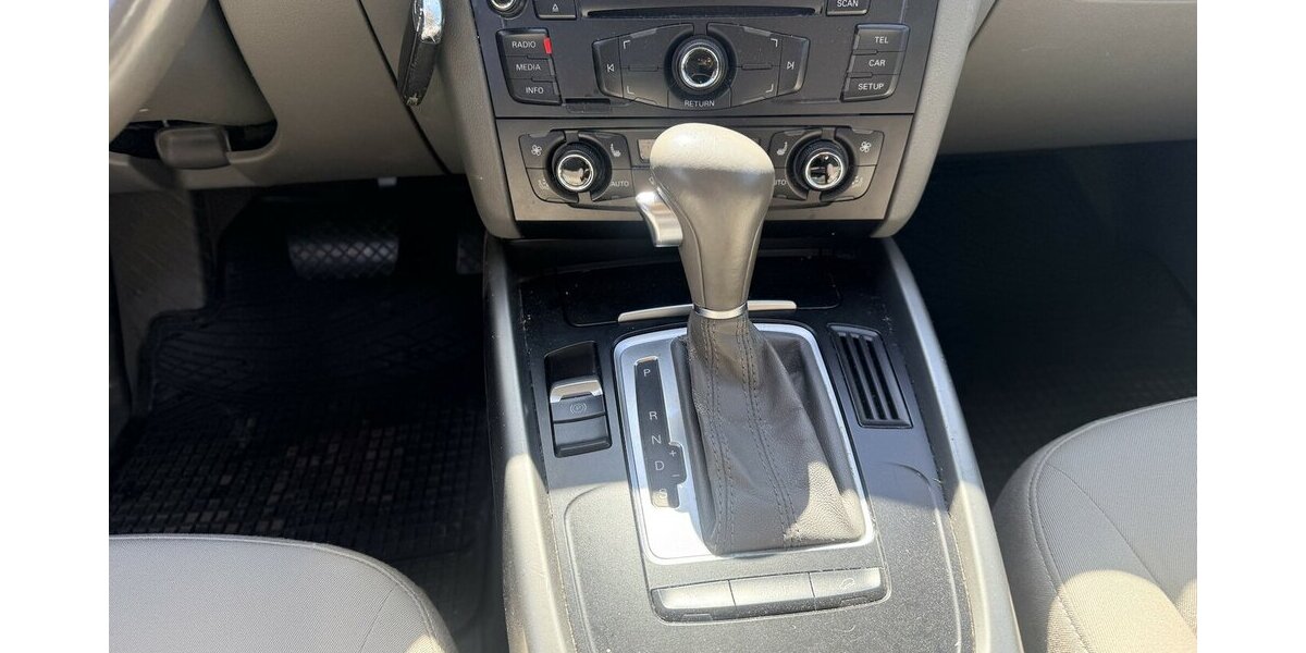 Audi Q5 2.0 TFSI quattro Automatik Xenon Tempomat 100.000 km 11.900 &euro; Altdorf 84032