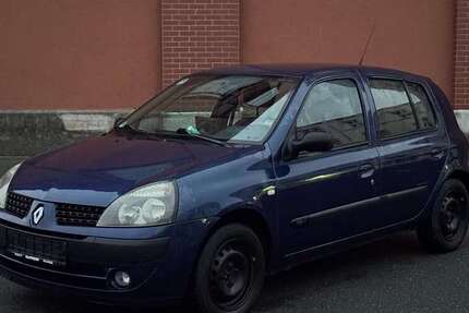 Renault Clio 73.000 km 1.234 &euro; Forchheim 91301