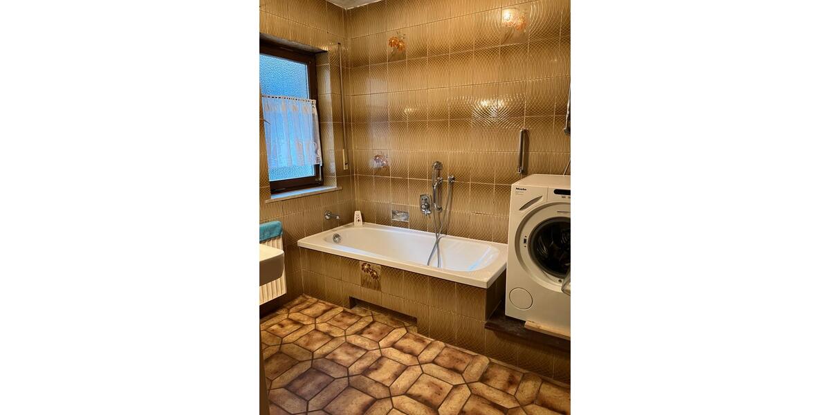 Einfamilienhaus Meeder - 6 Zimmer, 207 m&sup2;, 335.000&euro; | Angebot:26131412