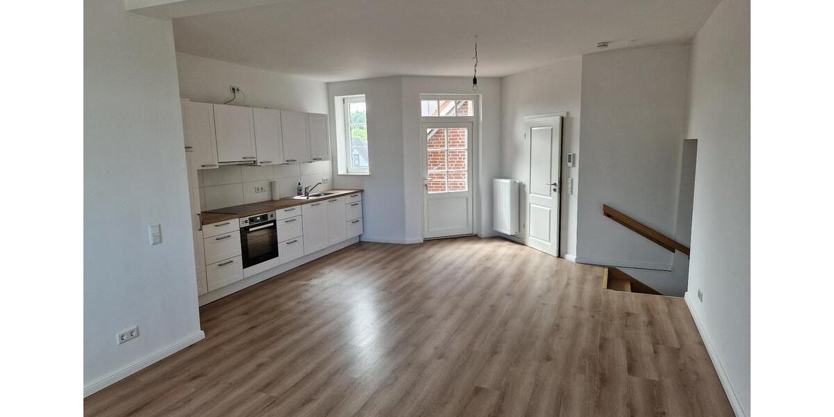 Etagenwohnung Jork - 3 Zimmer, 90 m&sup2;, 990&euro; | Angebot:25343266