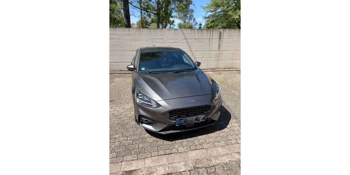 Ford Focus 84.000 km 20.799 &euro; Wadern 66687