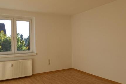 RESERVIERT! Lichtdurchflutete, sehr gepflegte 3-Zimmer-Wohnung sin Krauschwitz 3 zimmer