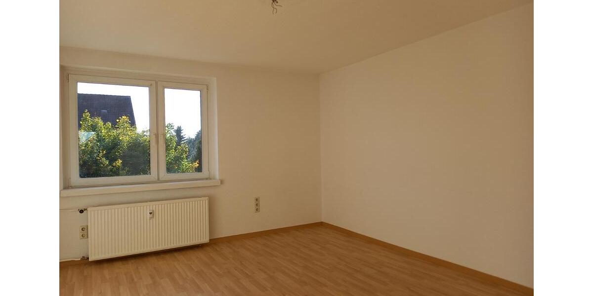 RESERVIERT! Lichtdurchflutete, sehr gepflegte 3-Zimmer-Wohnung sin Krauschwitz 3 zimmer