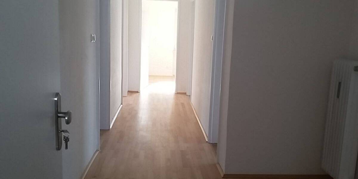 Etagenwohnung Amberg - 3 Zimmer, 94 m&sup2;, 790&euro; | Angebot:26450512