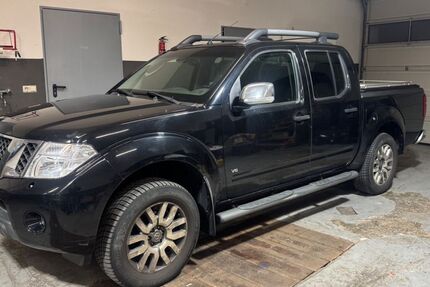 Nissan Navara 160.000 km 11.950 &euro; Erbach 89155