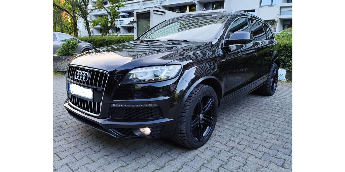 Audi Q7 219.000 km 21.500 € Munchen 81737