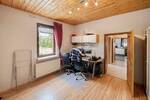 Etagenwohnung Delligsen - 3 Zimmer, 123 m&sup2;, 99.000&euro; | Angebot:26435064