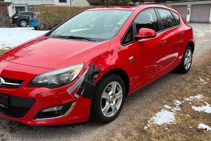 Opel Astra 128.000 km 2.999 &euro; München 81739