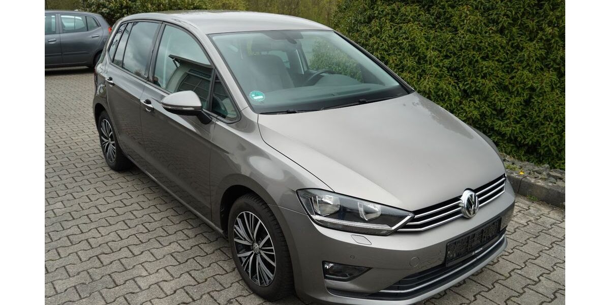 VW Golf 53.034 km 11.999 € Urbach 56317