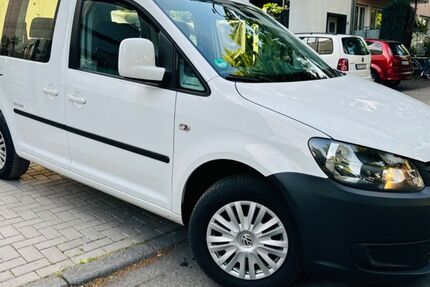 VW Caddy 192.000 km 7.500 &euro; Troisdorf 53842