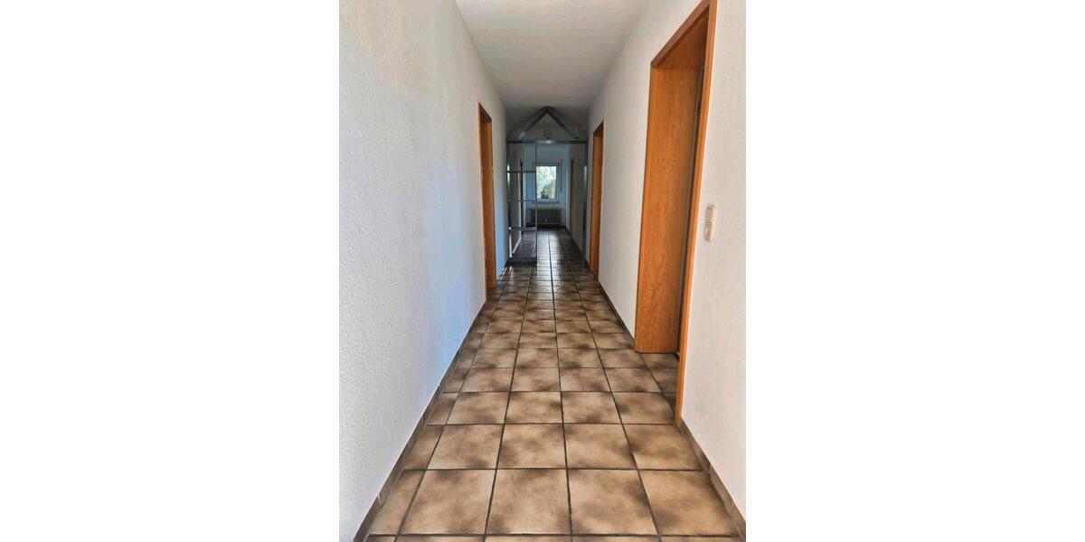 Etagenwohnung Marsberg - 3 Zimmer, 105 m&sup2;, 590&euro; | Angebot:26367858
