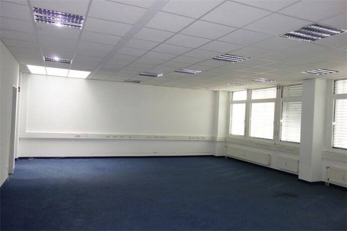 Gewerbeobjekt Velten - 5 Zimmer, 383 m&sup2;, 3.639&euro; | Angebot:25711803