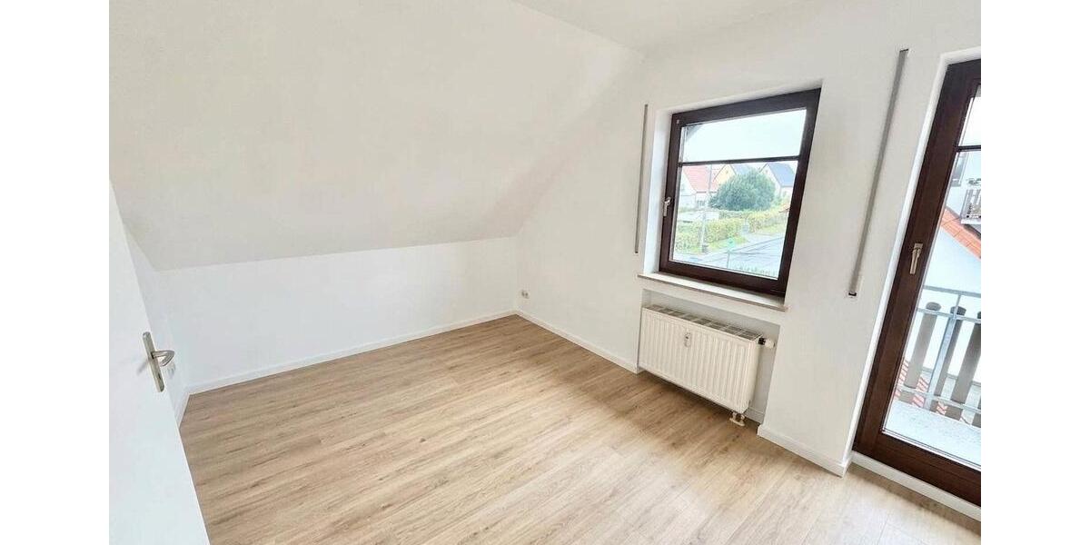 Dachgeschoßwohnung Radeberg - 2 Zimmer, 46 m&sup2;, 495&euro; | Angebot:25986539