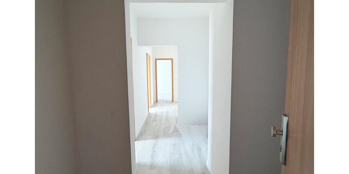 Etagenwohnung Spremberg - 2.5 Zimmer, 65 m&sup2;, 520&euro; | Angebot:25714086