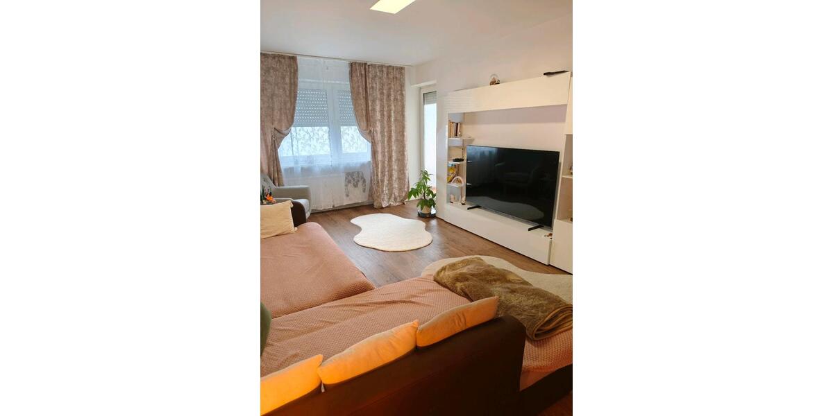 Etagenwohnung Burghausen - 4 Zimmer, 84 m&sup2;, 1.500&euro; | Angebot:26366359
