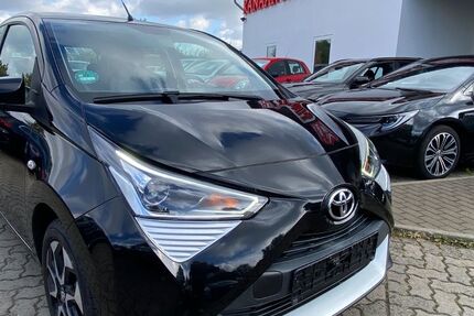 Toyota Aygo (X) 88.000 km 8.500 &euro; Goslar 38644