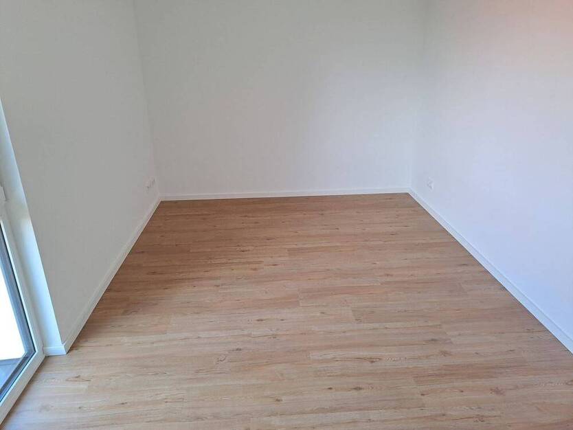 hochwertige 2-Zimmer-NEUBAU-PENTHOUSE-Wohnung (KfW 55) mit Dachterrasse & Fahrstuhl