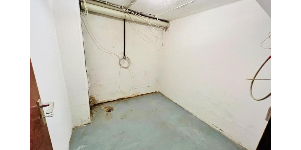 Reihenhaus Niederwerrn - 7 Zimmer, 156 m&sup2;, 398.000&euro; | Angebot:25299512