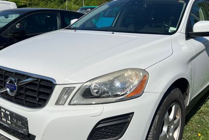 Volvo XC60 430.040 km 3.280 &euro; Bestwig 59909