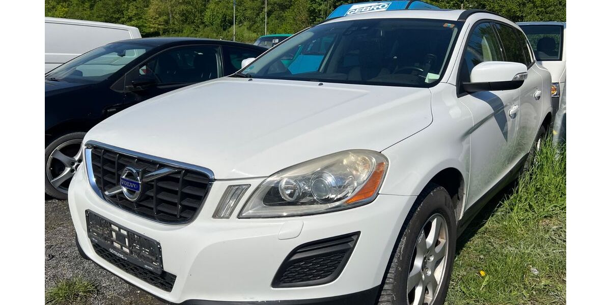 Volvo XC60 430.040 km 3.280 &euro; Bestwig 59909