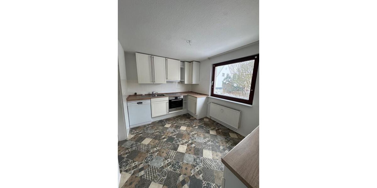 Dachgeschoßwohnung Uelzen - 3 Zimmer, 95 m&sup2;, 855&euro; | Angebot:26087308