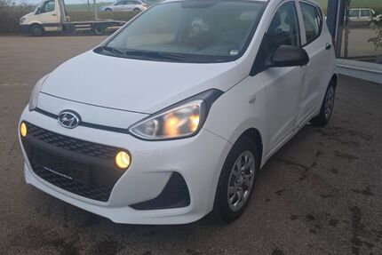 Hyundai i10 35.100 km 5.900 &euro; bad Wurzach 88410