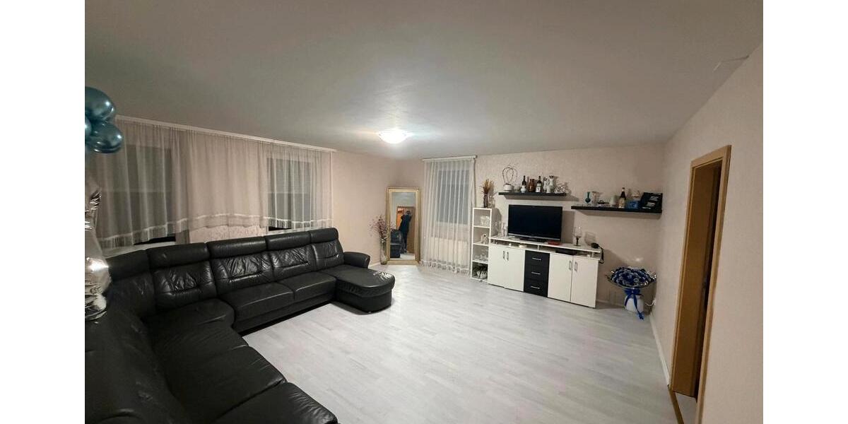 Etagenwohnung Gütersloh Kattenstroth - 5 Zimmer, 136 m&sup2;, 250.000&euro; | Angebot:25564492