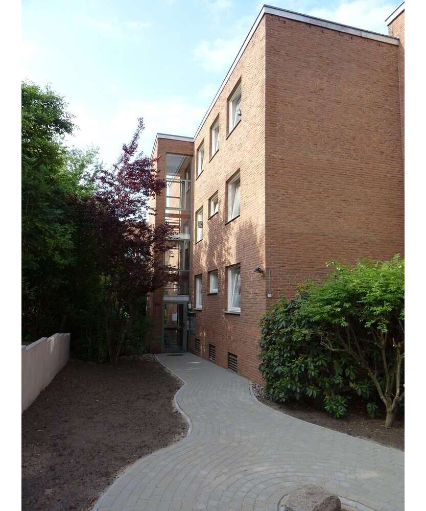 Wohnung zum Mieten in Bergen 450 € 58 m²