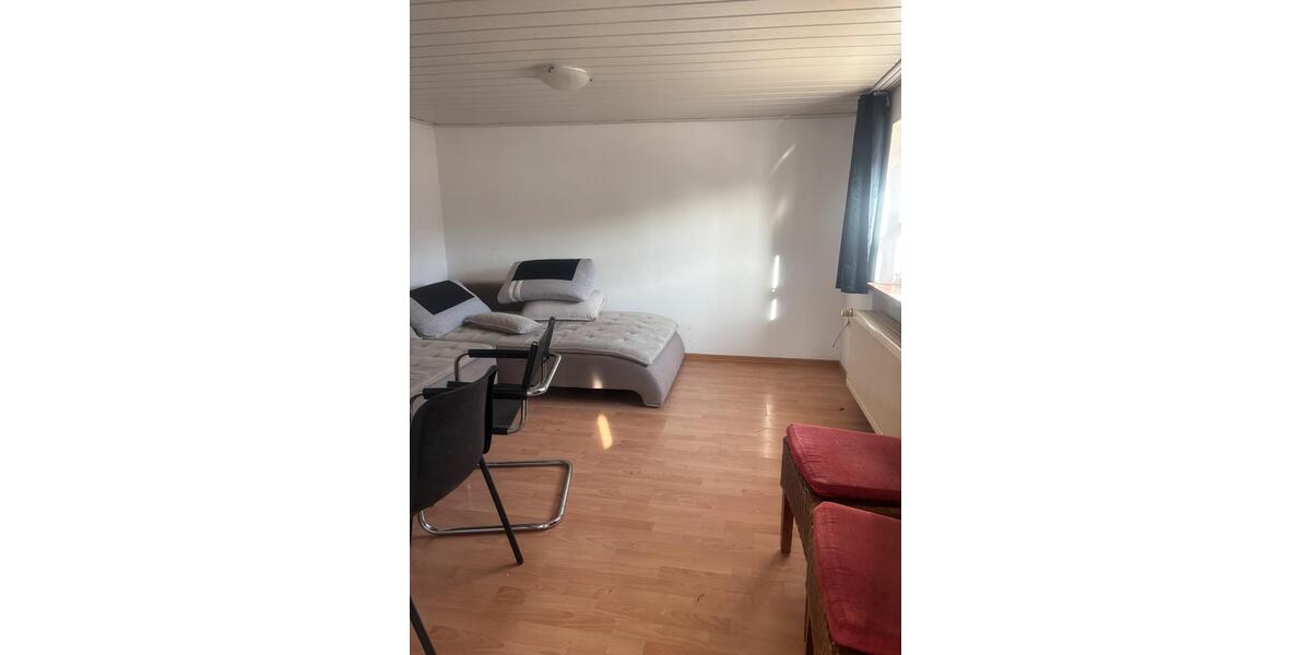 Etagenwohnung Essenbach - 5 Zimmer, 130 m&sup2;, 22&euro; | Angebot:25340172