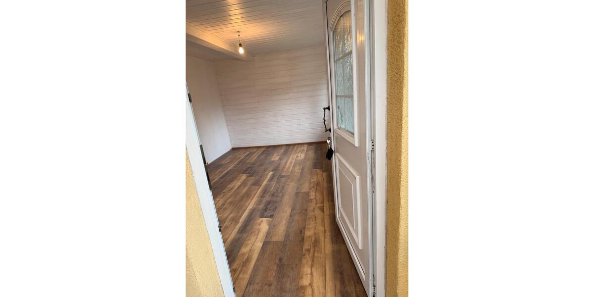 Haus direkt in Kolkwitz zu vermieten.Kaltmiete: 990 Euro 3 zimmer