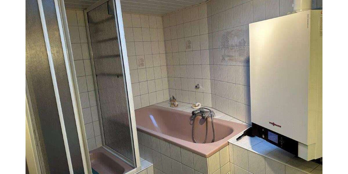 Einfamilienhaus - Raumwunder, teilmöbliert zu verkaufen - Einfamilienhaus Schleiz | Angebot:26000087