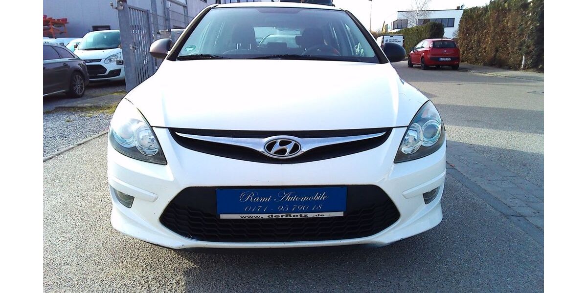 Hyundai i30 149.000 km 3.500 &euro; Waiblingen Hegnach 71334