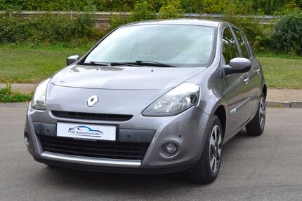 Renault Clio 66.000 km 5.950 &euro; Stuttgart 70499