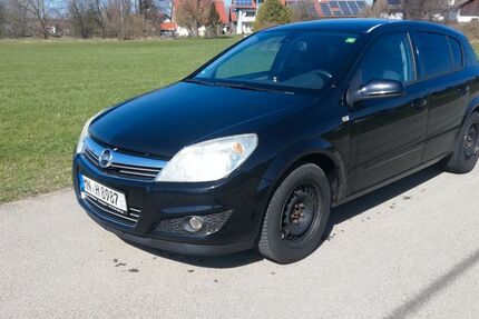 Opel Astra 193.000 km 1.400 &euro; Markt Rettenbach 87733
